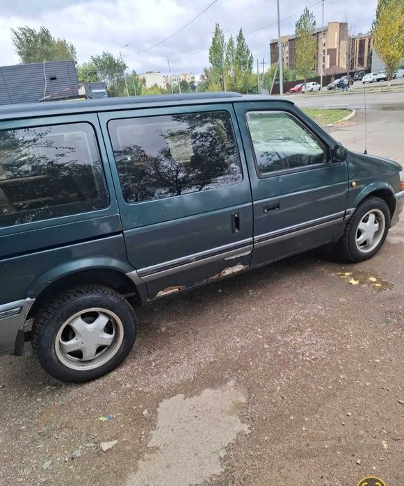 Продам Крайслер Вояджер
