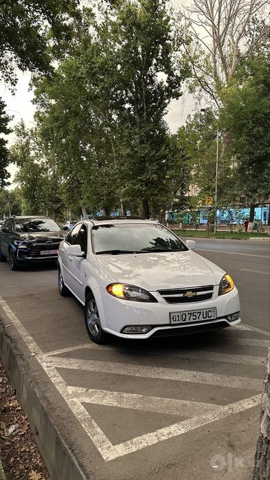 chevrolet gentra AT 2020