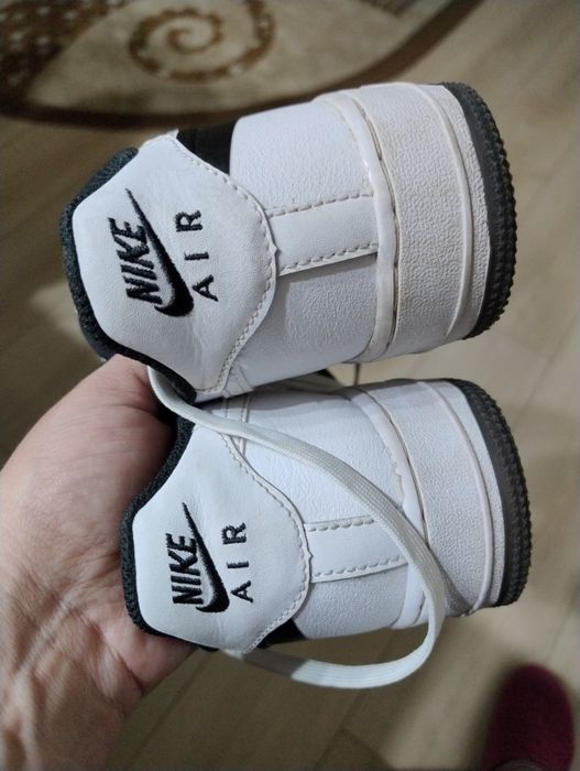 Adidași Nike Air Force