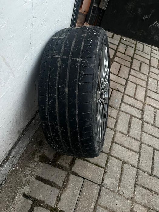 Диски на 18 с шинами