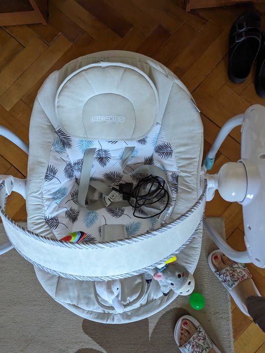 Vand Leagan electric bebelusi