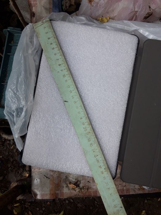 Чехол -книжка на планшет