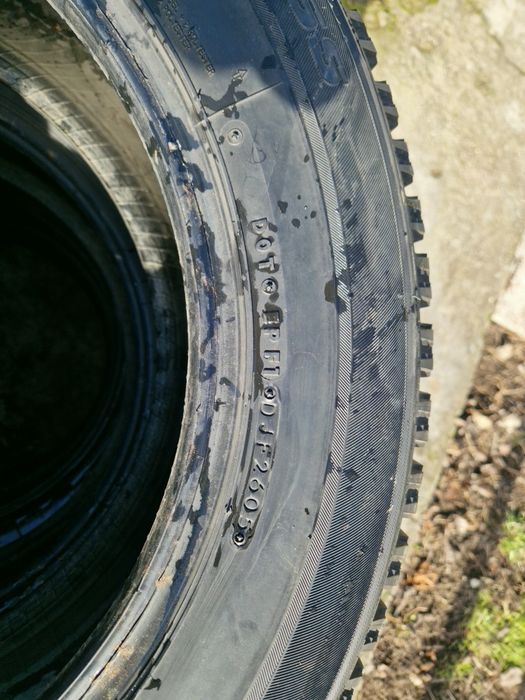 Зимни гуми 215/60/16