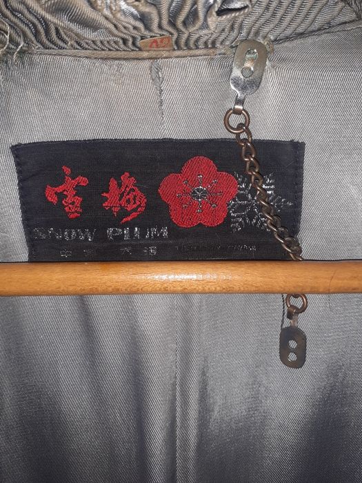 Сиво дълго дамско палто