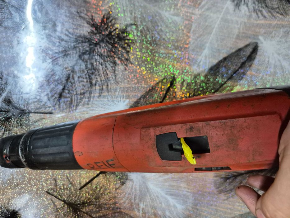 Pistol cuie HILTI DX 460