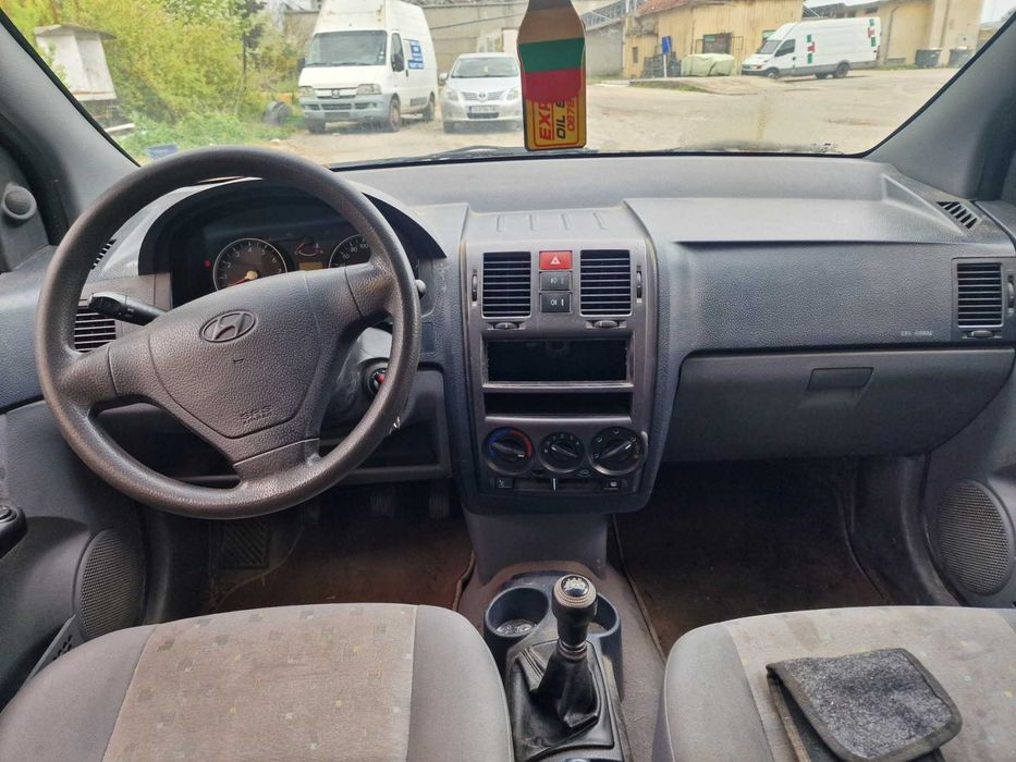 Продавам HYUNDAI GETZ 2003 1.1 НА ЧАСТИ