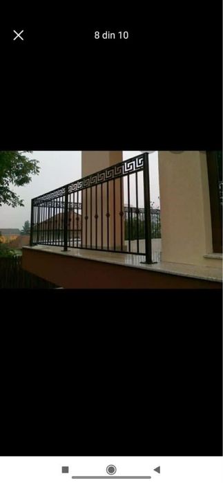 Balcoane su balustrade