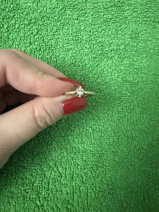 Кольцо с бриллиантами