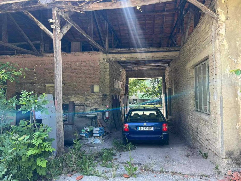 Дава се под наем Склад в Провадия - 3000 кв.м за 1530 € - Снимка #3