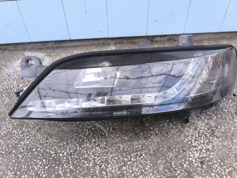 Опел Вектра фарове 70 евро