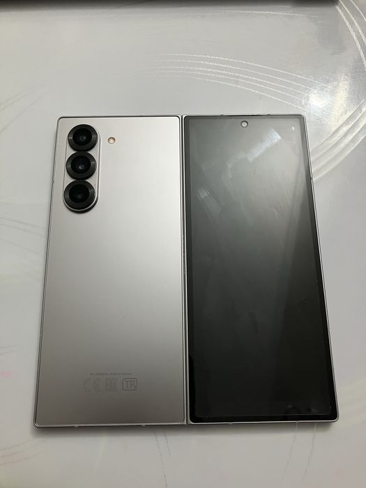 Samsung Z Fold 6 256g