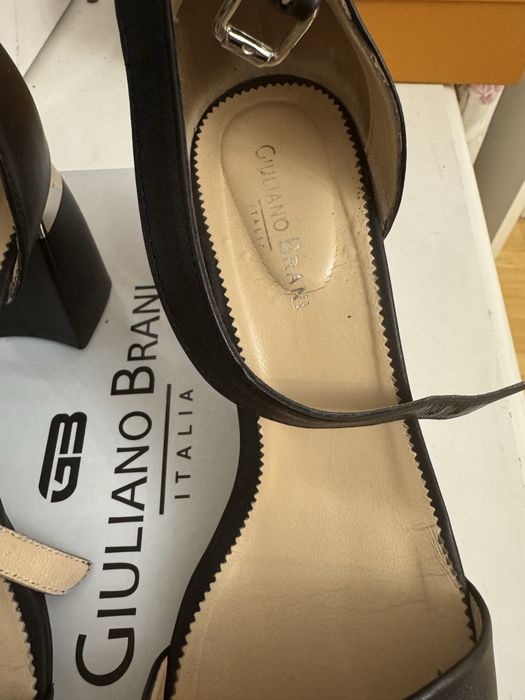 Босоножки, Италия