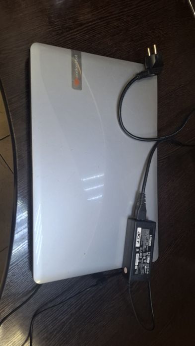 Ноутбук фирмы pb