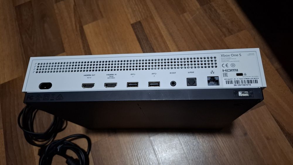 Microsoft Xbox One S
