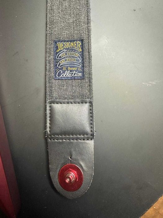 Chitara ESP LTD Arrow 1000 Candy Apple Red Satin