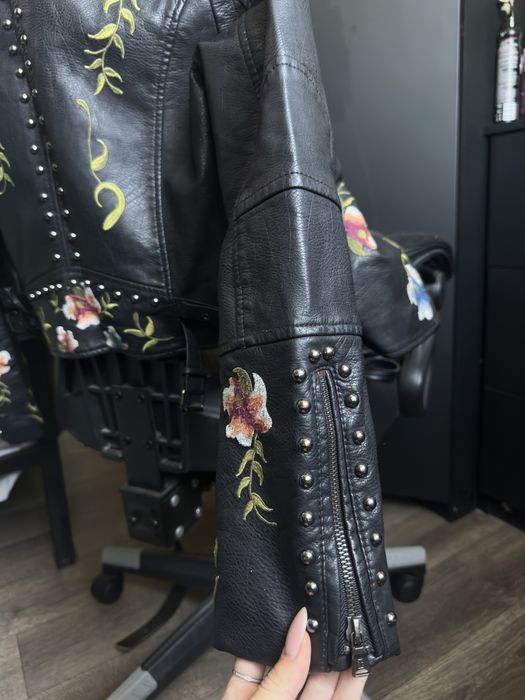 кожанка новая