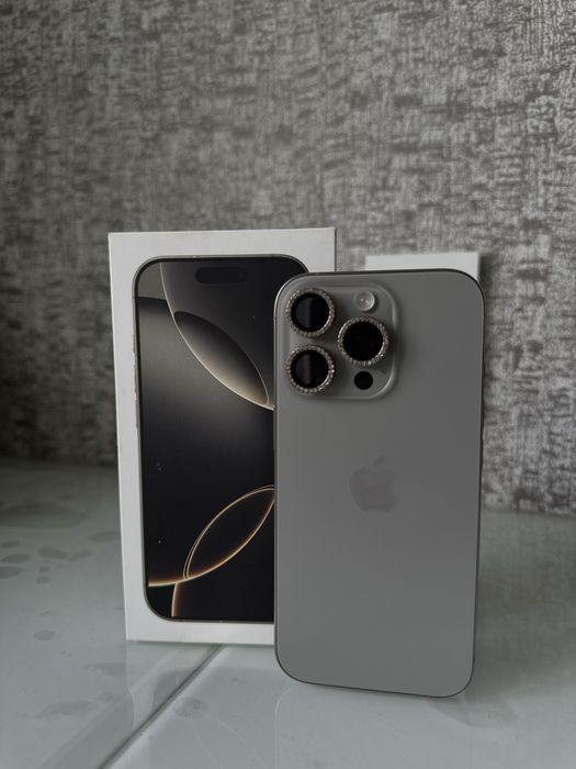 iPhone 16 Pro 128 ГБ/ на гарантии
