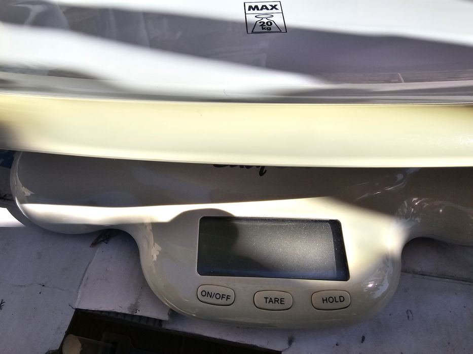 Продавам бебешки кантар