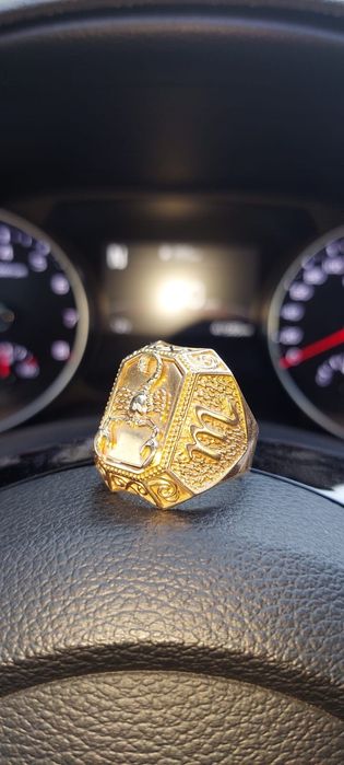 Продам золотую печатку