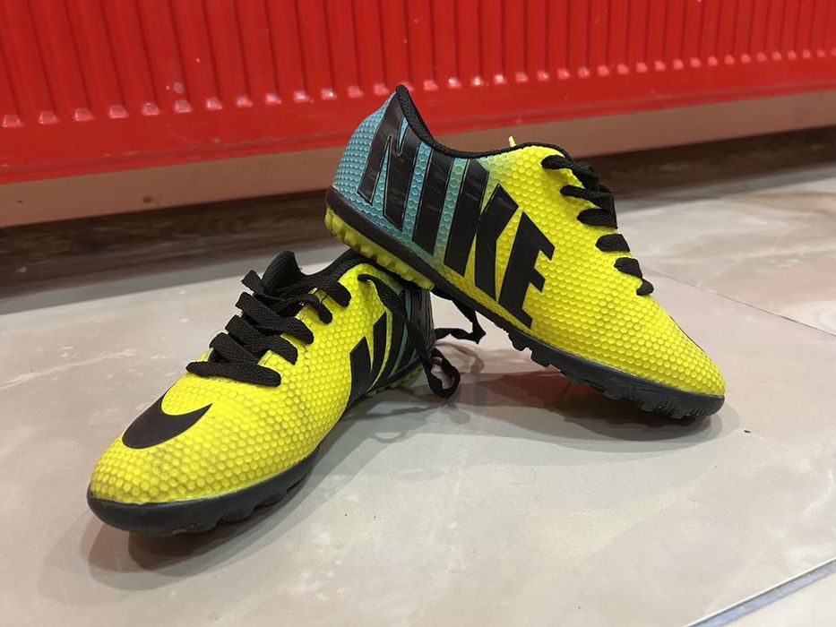 Футболни обувки, бутонки Найк/ Nike