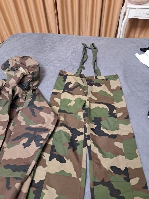 Costum  camuflaj impermeiabil