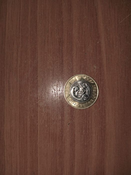 100 теньге каликционые