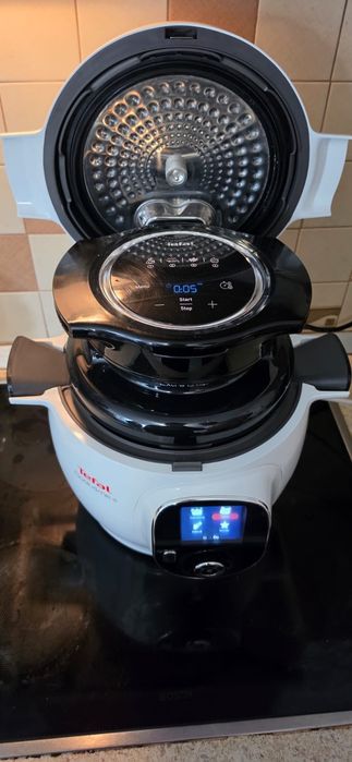 Multicooker si capac de gatit Tefal