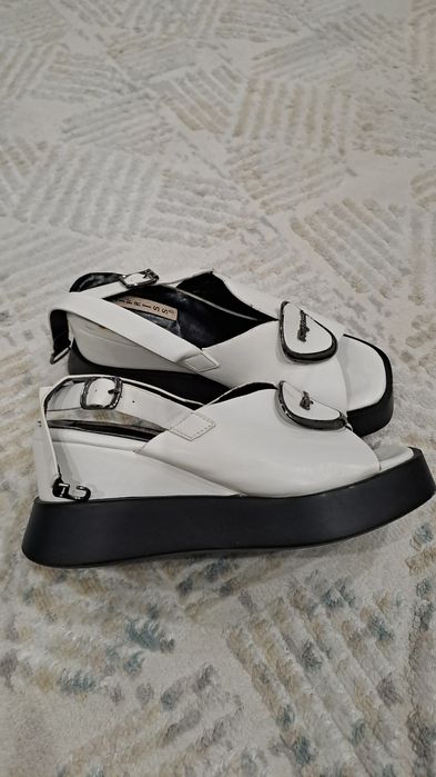 Женская обувь по 500