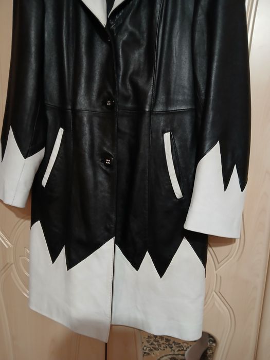 Haina din piele naturală, moale alb și negru