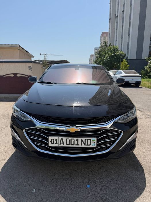 Malibu2 2 turbo premer qilingan sotiladi