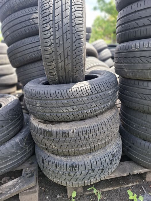 Vand 2 sau 4 anvelope 195  60 15 dunlop vara bune