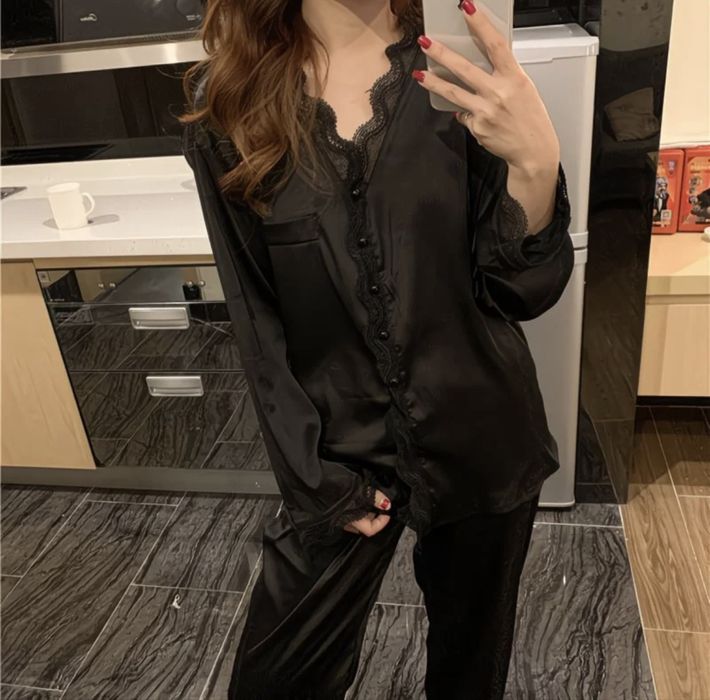 Пижама из атласа