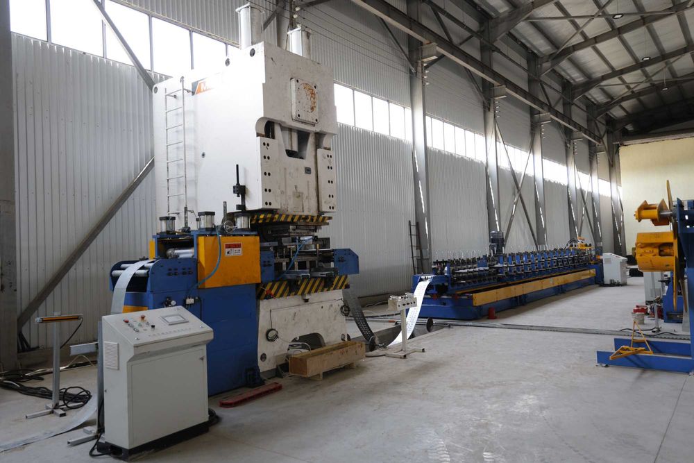 Лоток перфорированный  Кабель канал