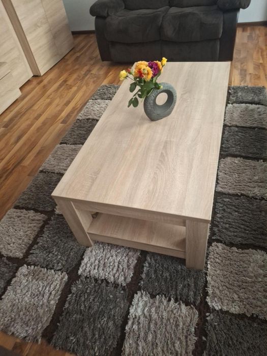 Vand mobilier living + hol+ masuta  cafea
