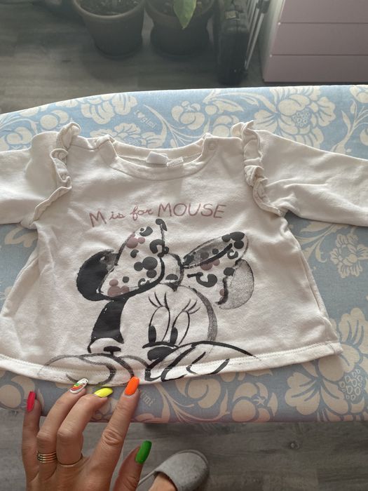 Vand hainute bebelusi toamna- primavara marime 68 cm h&m