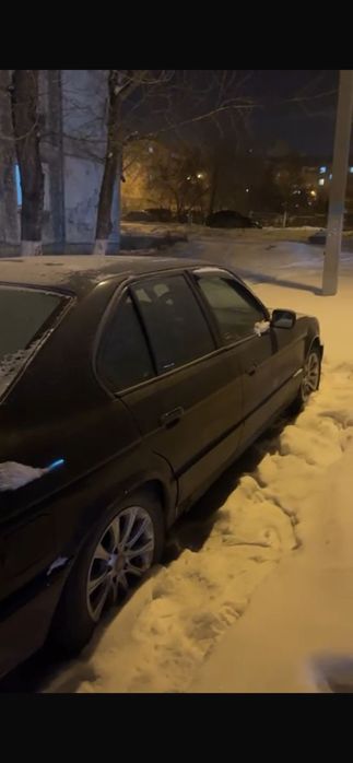 Продам БМВ е34 2 литра