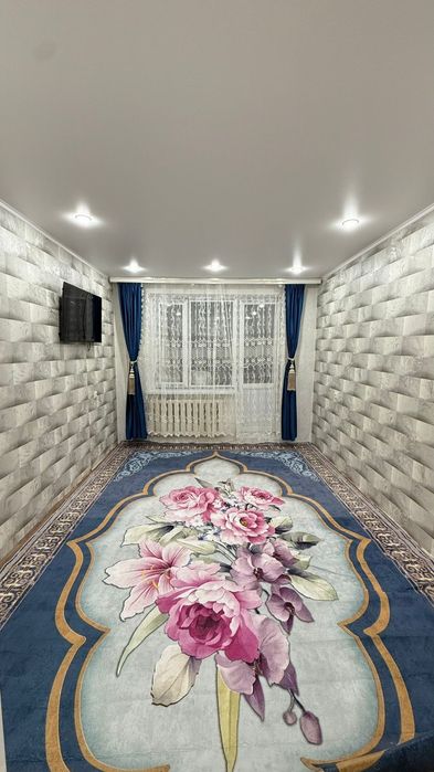 Продаётся 2 комн район Автопарк