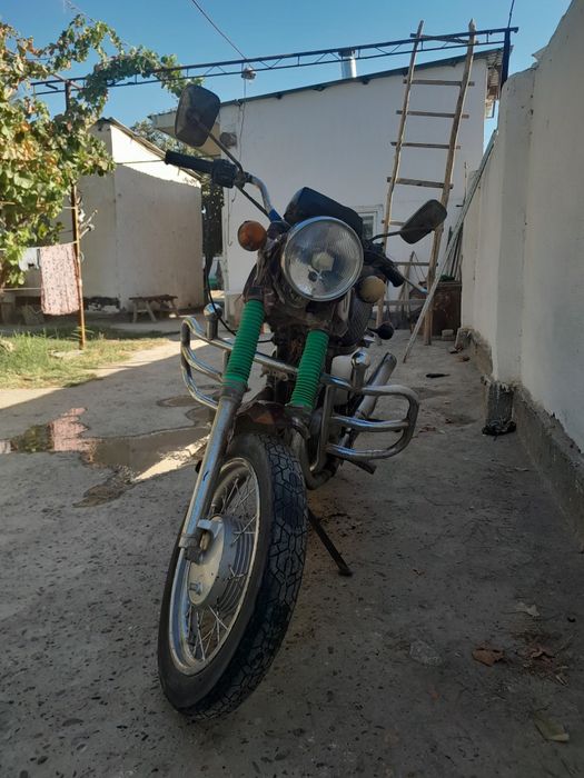 Восход мотоцикл.