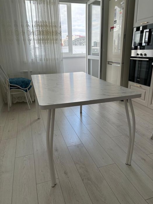 Продам кухонный стол за 30000тг