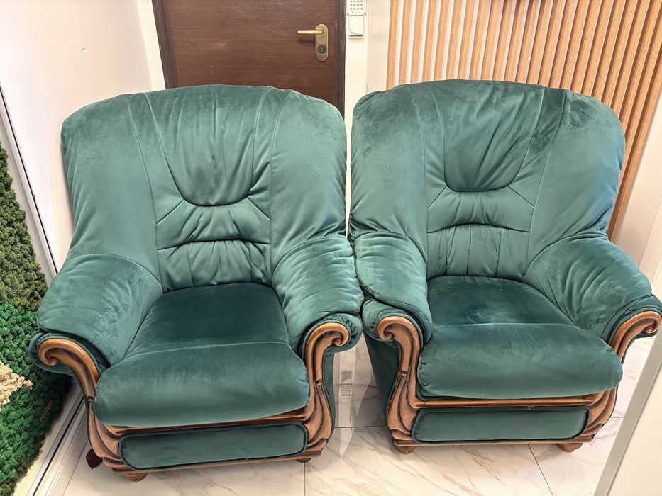 Set de fotoli noi pentru sufrageria ta de sărbători