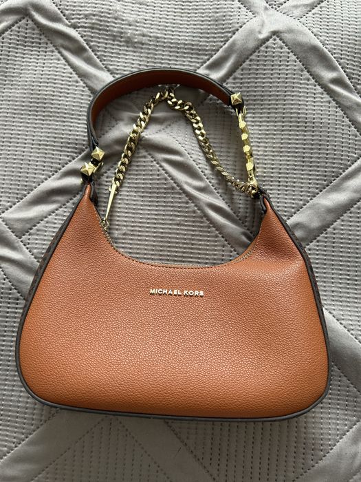 Сумки 2000 почти новые