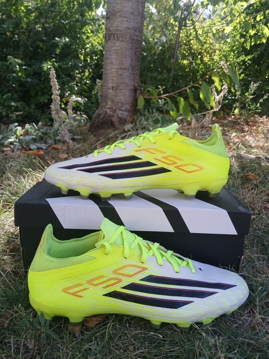 Ghete de fotbal F50 Pro,Noi