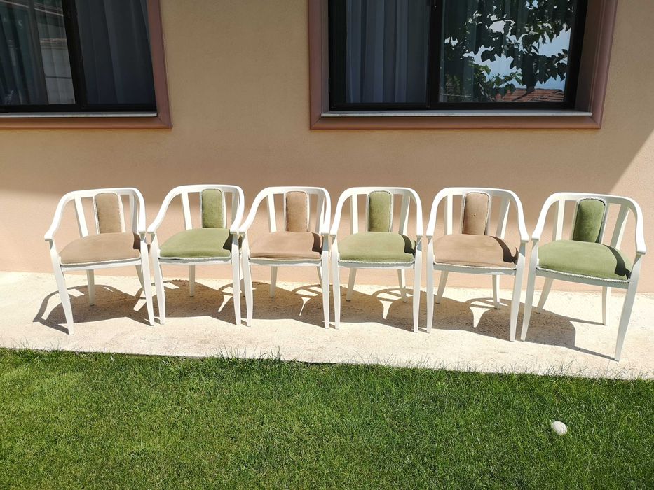 Трапезни столове 6 броя дървени