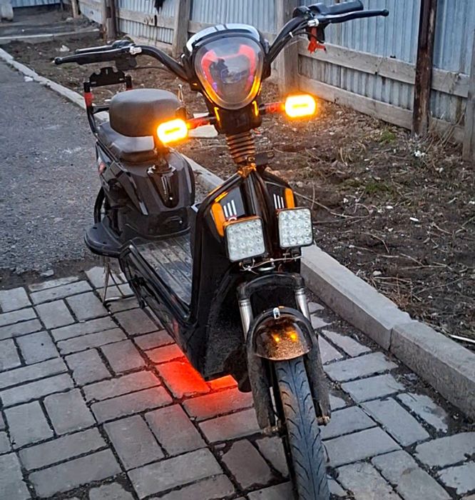 Продам электро скутер