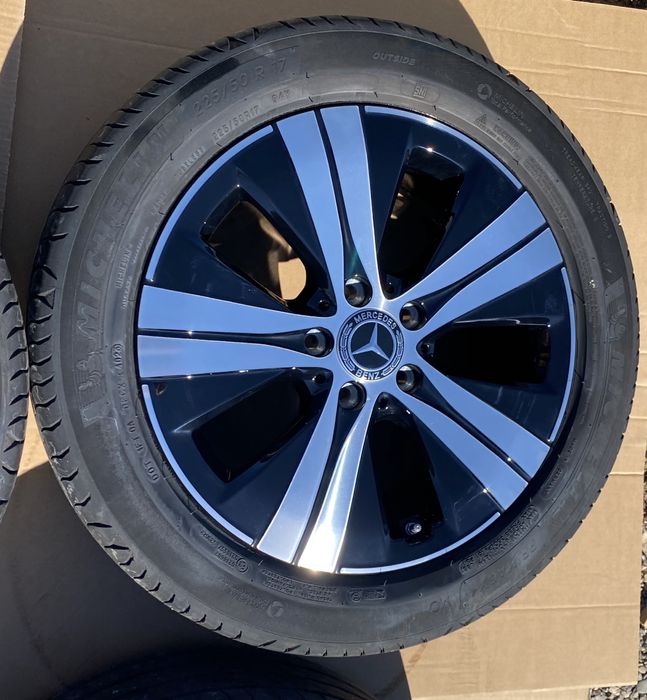 Roti vara Mercedes 17 C Klasse W206 in 2 dimensiuni DOT2023 Michelin