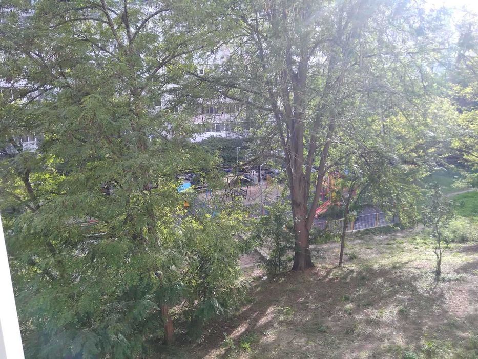 Дава се под наем Тристаен апартамент в Варна, Възраждане 1 - 71 кв.м за 510 € - Снимка #2