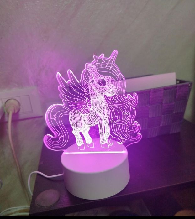 Lampă veghe unicorn
