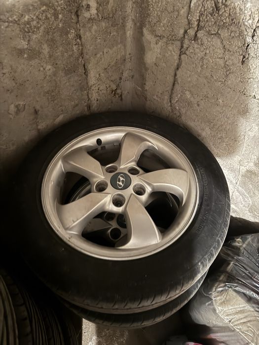 Гуми с джанти Hyundai Coupe