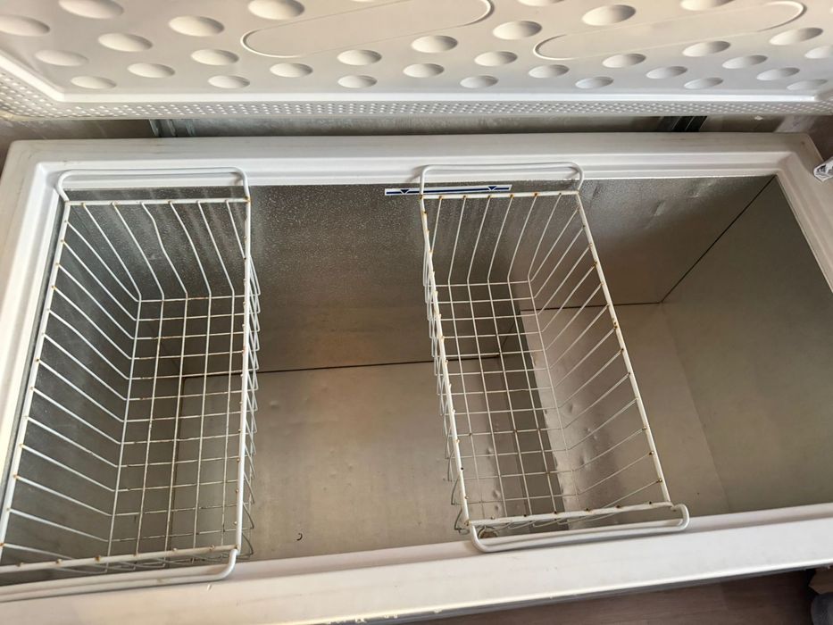 Продам Морозильник