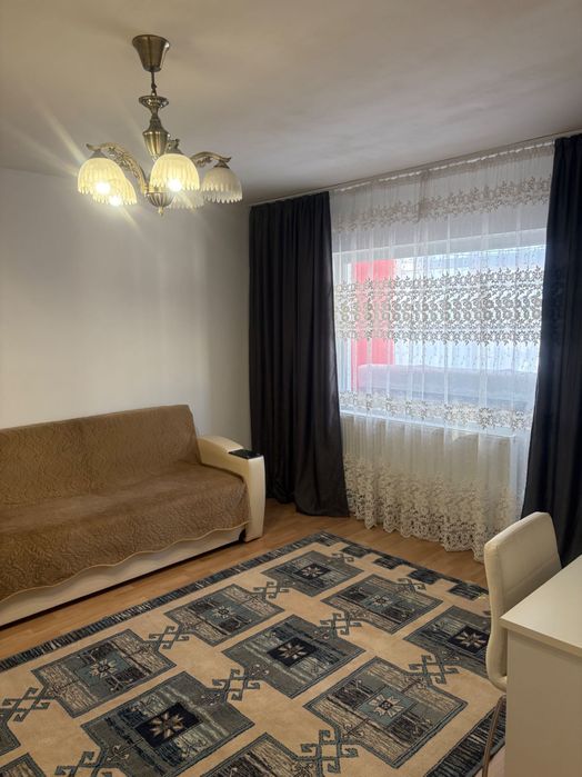Apartament de închiriat zona CFR
